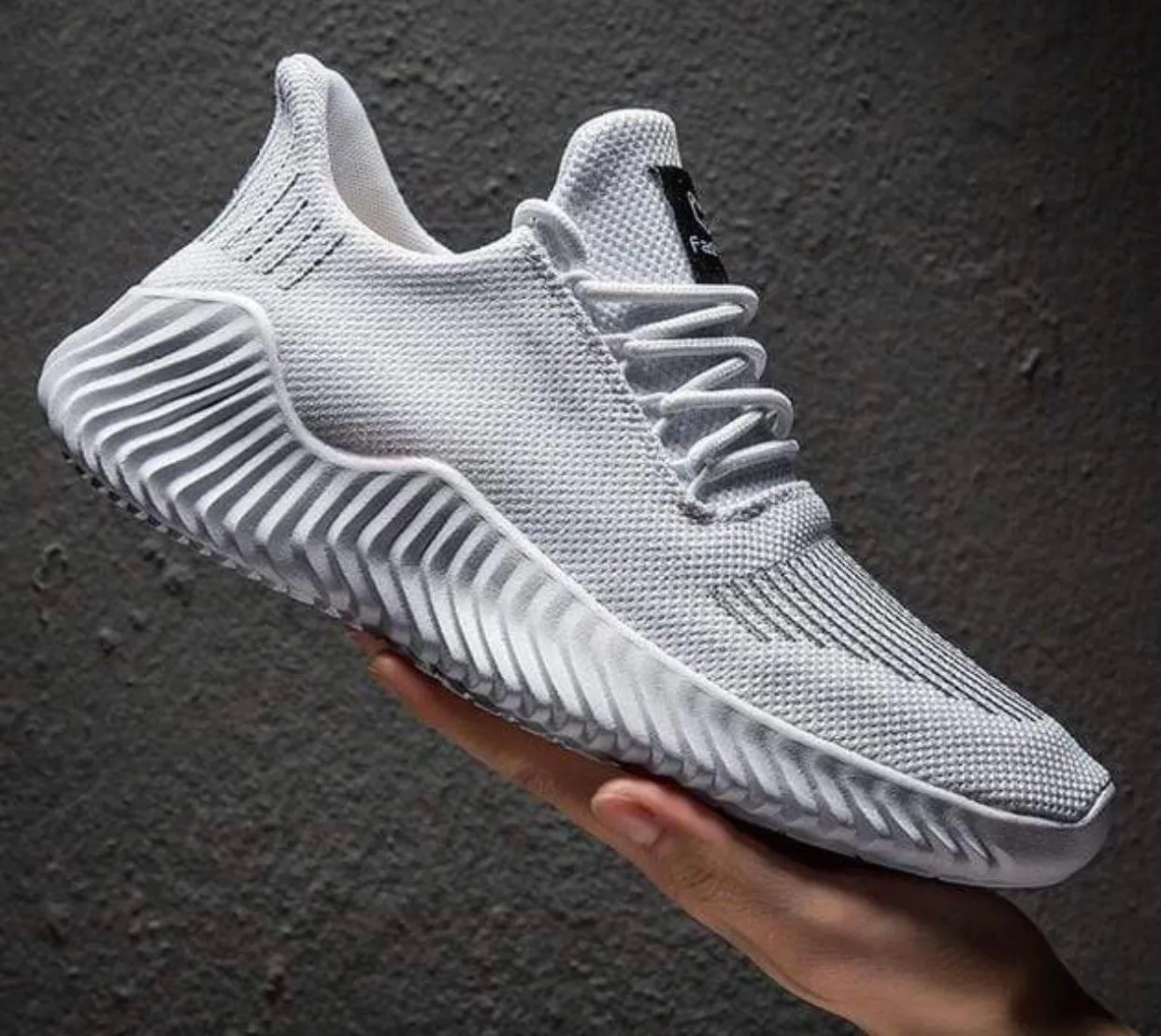 Mesh Men Shoes Breathable White Sneakers Lace-up Lightweight Shoes