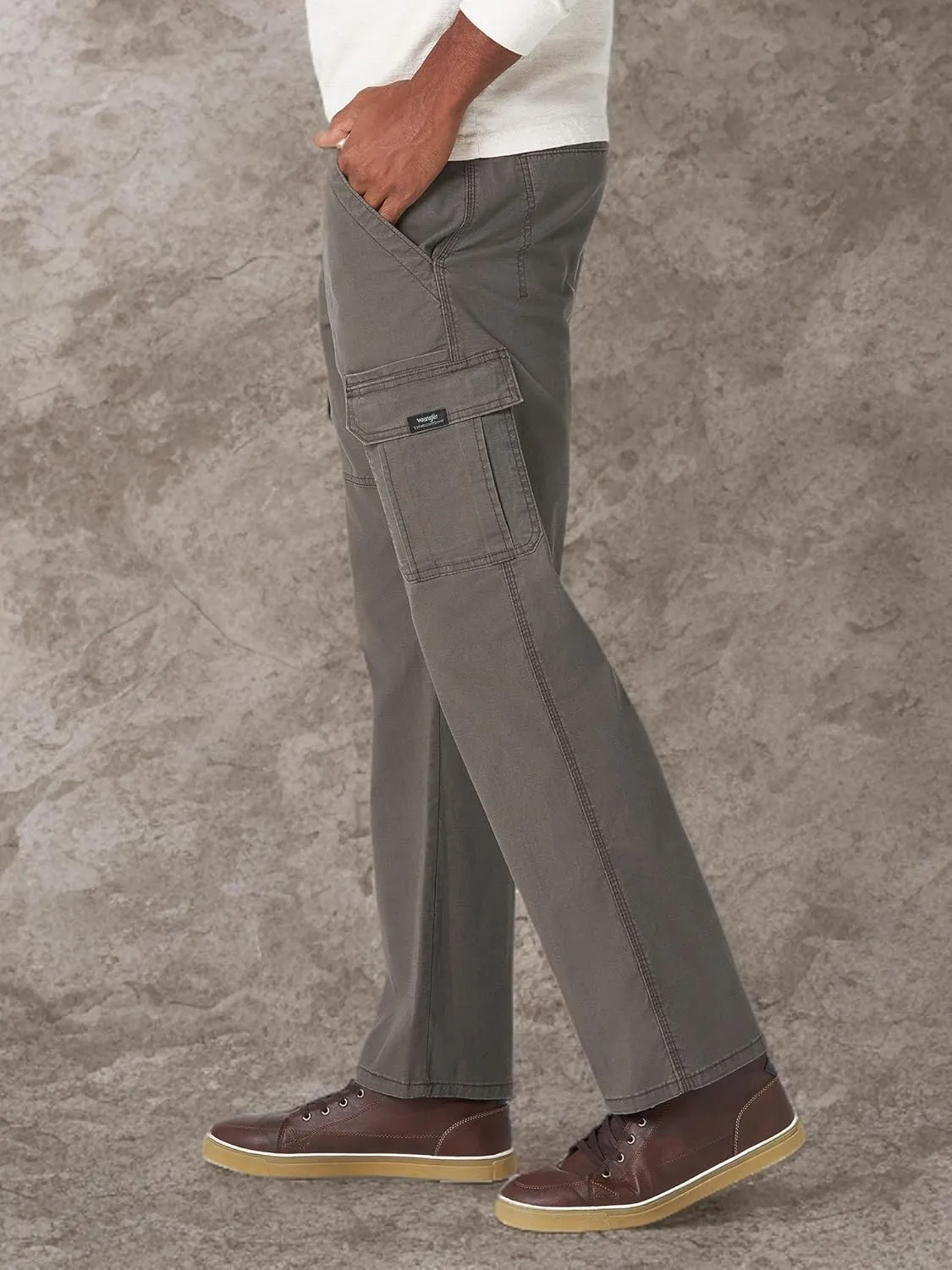Wrangler Authentics Men's Relaxed Fit Stretch Cargo Pant